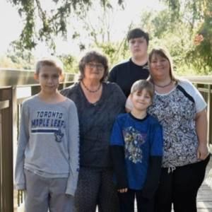 Meet your Posher, Teri-lyn